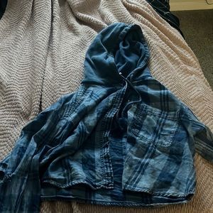 AE womens semicropped flannel